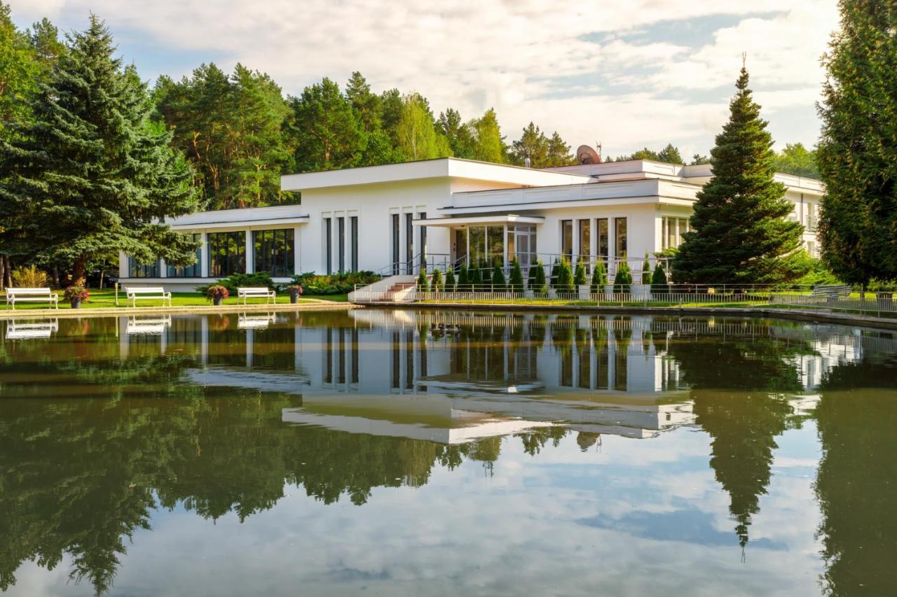 Perla Lesna Nadarzyn Panzió Kültér fotó
